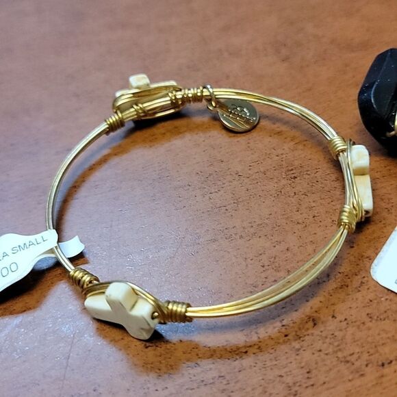 Burbon and Bowties Bangles -Set of Two Gold Plated - Picture 2 of 7